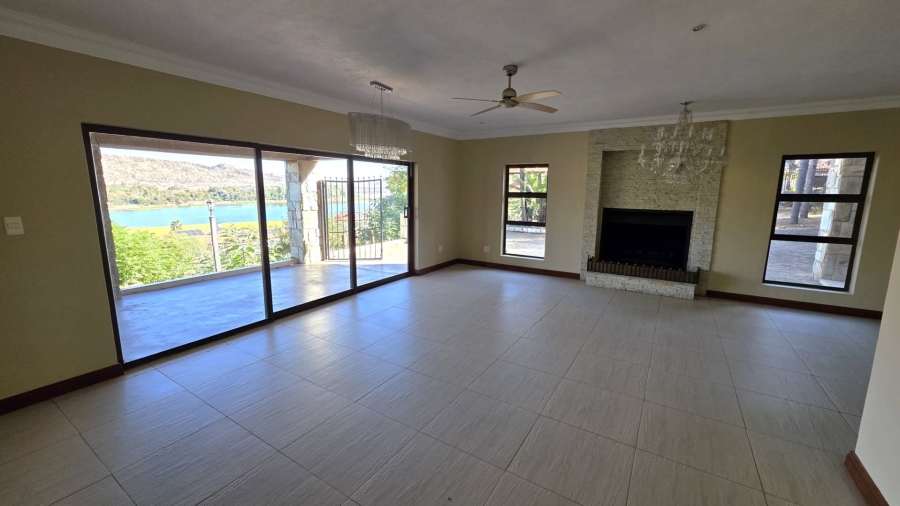 4 Bedroom Property for Sale in Ifafi North West
